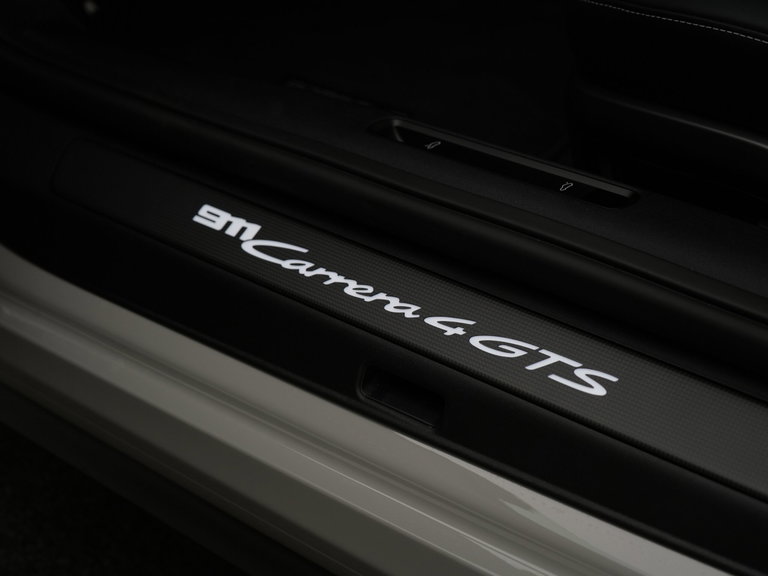 Porsche 992.2 Carrera 4 GTS