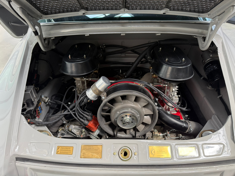Porsche 911 T (US)