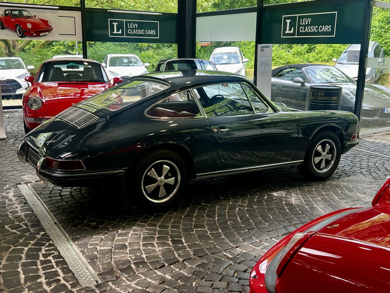 Porsche 912
