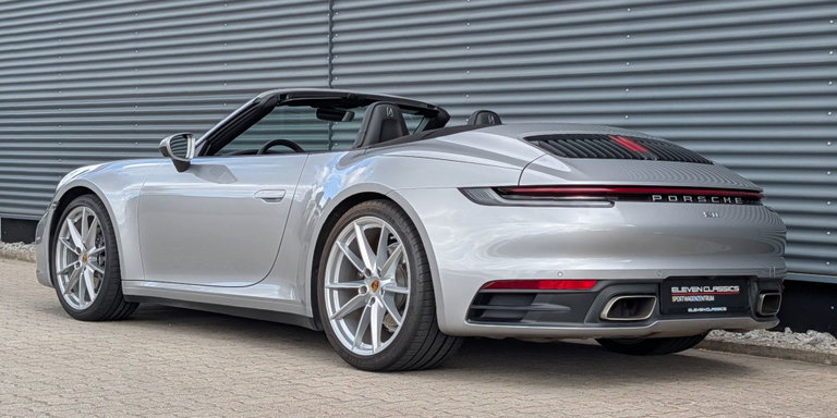 Porsche 992 Carrera