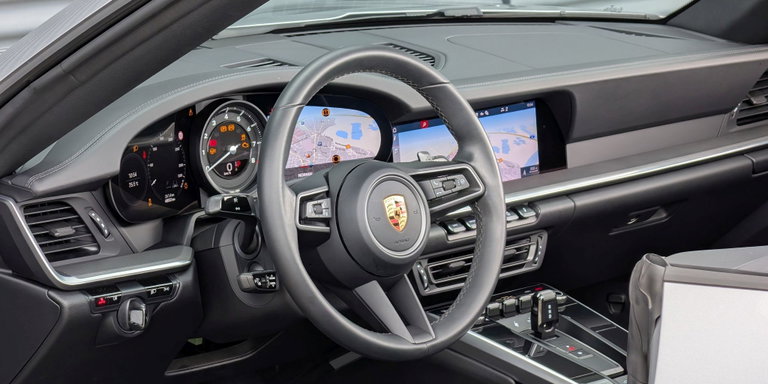 Porsche 992 Carrera