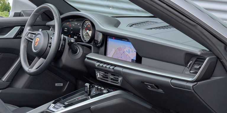 Porsche 992 Carrera