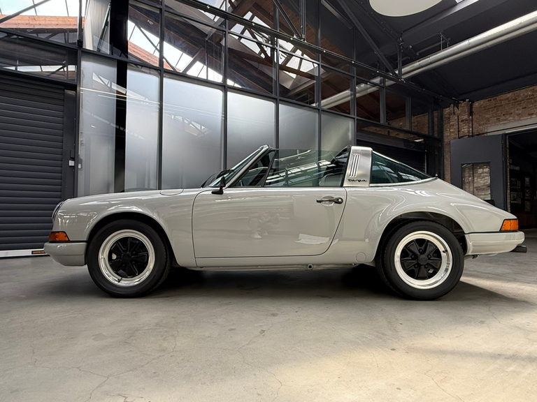 Porsche 911 T (US)