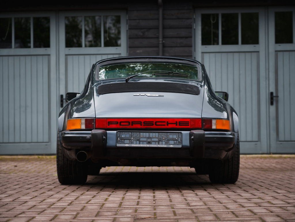 Porsche 911 SC