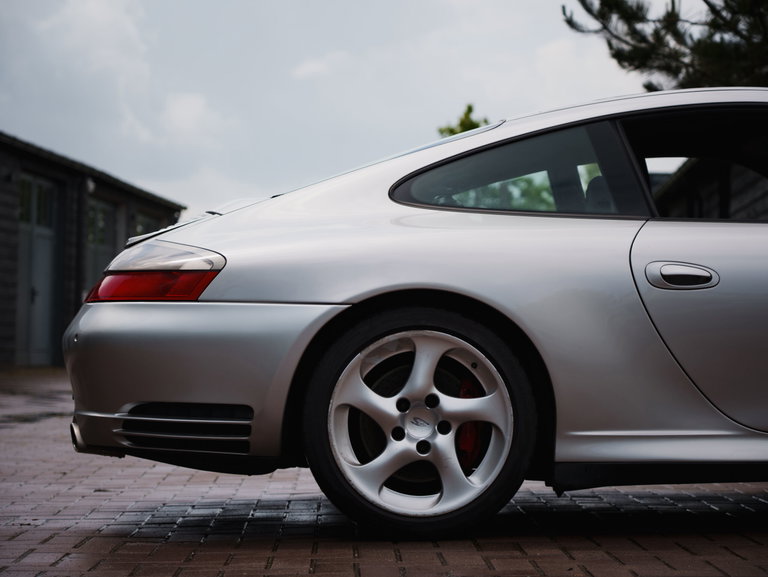 Porsche 996.2 Carrera 4S