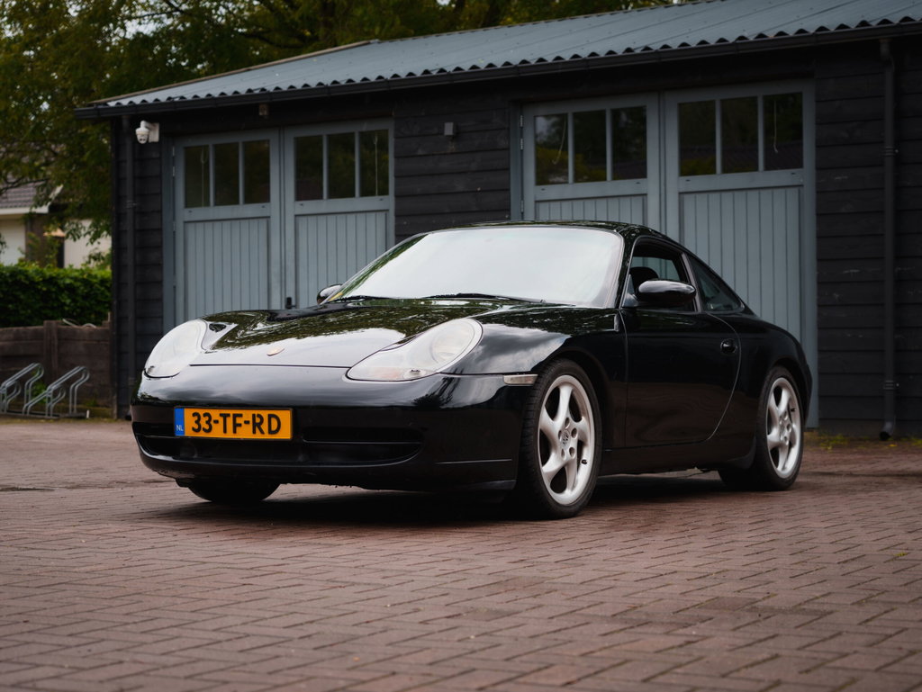Porsche 996 Carrera