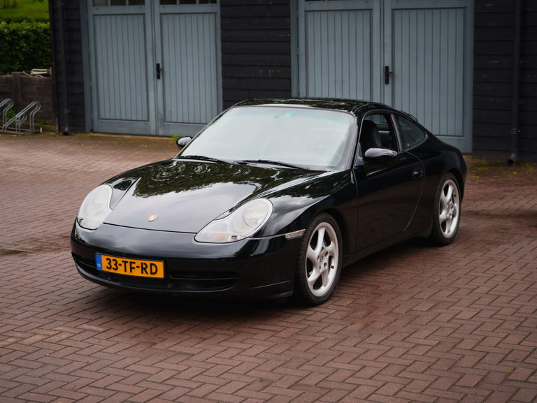 Porsche 996 Carrera