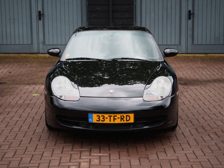 Porsche 996 Carrera