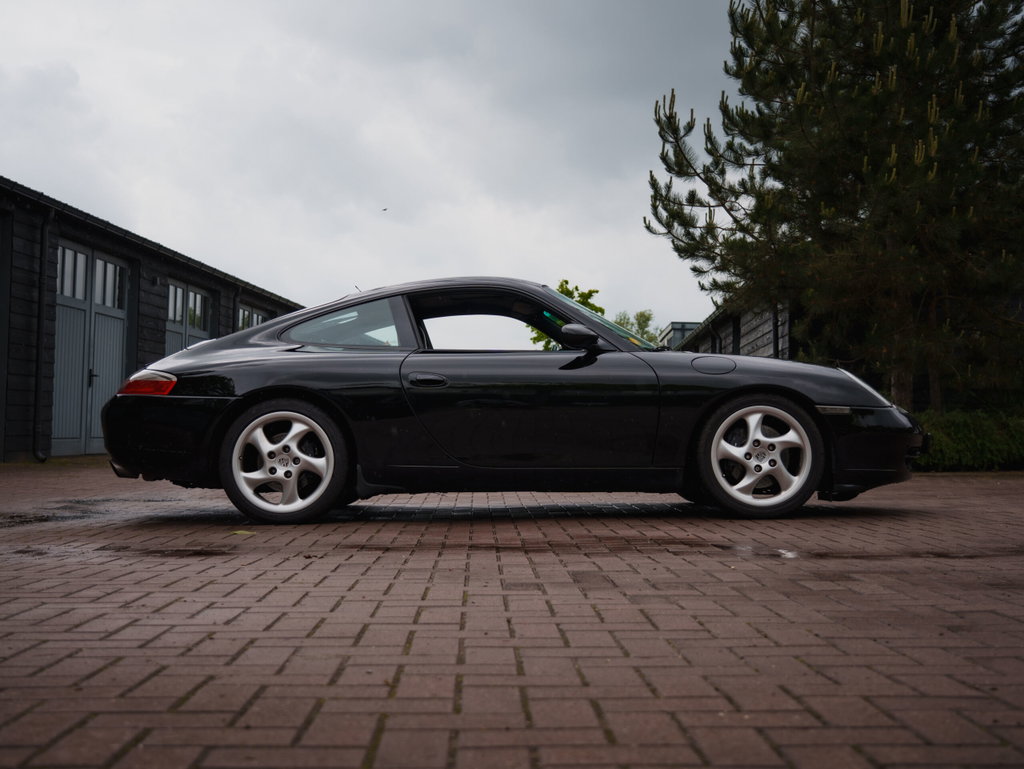 Porsche 996 Carrera