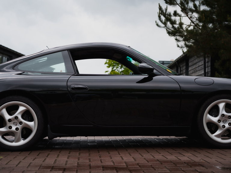 Porsche 996 Carrera