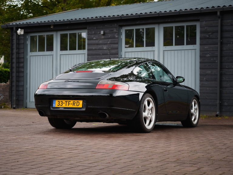 Porsche 996 Carrera