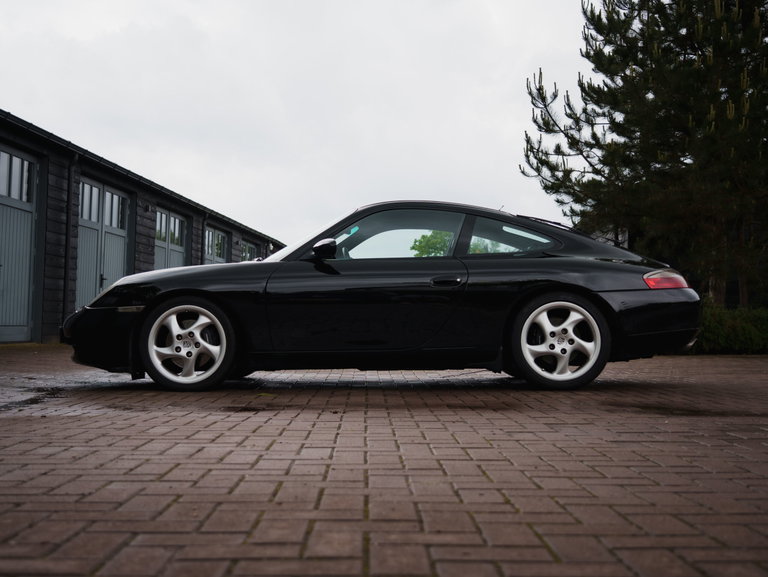 Porsche 996 Carrera