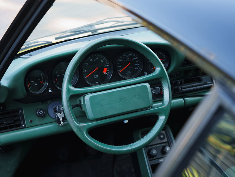 Porsche 911 Carrera 3.2