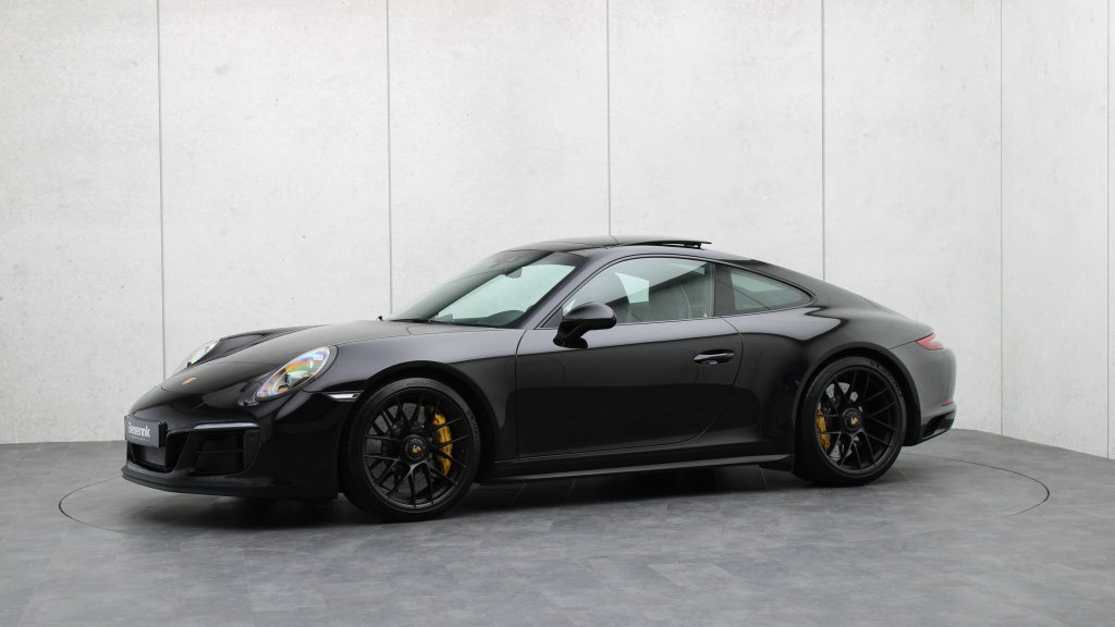 Porsche 991.2 Carrera GTS