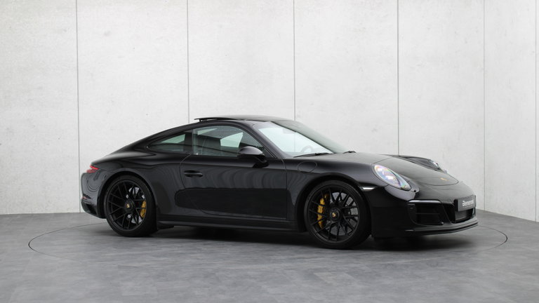 Porsche 991.2 Carrera GTS
