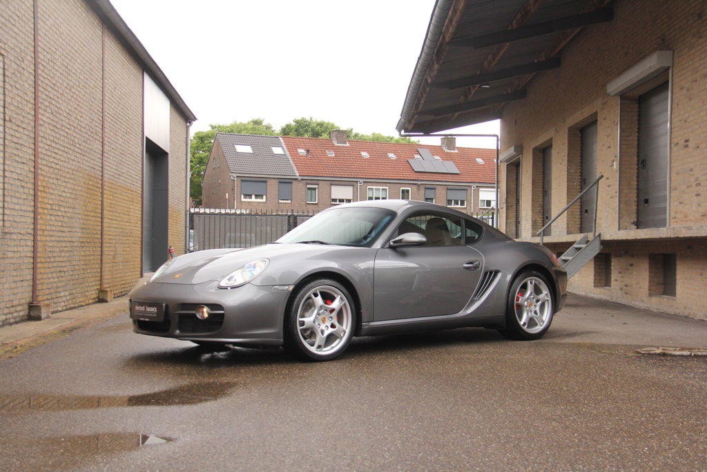 Porsche 987 Cayman S
