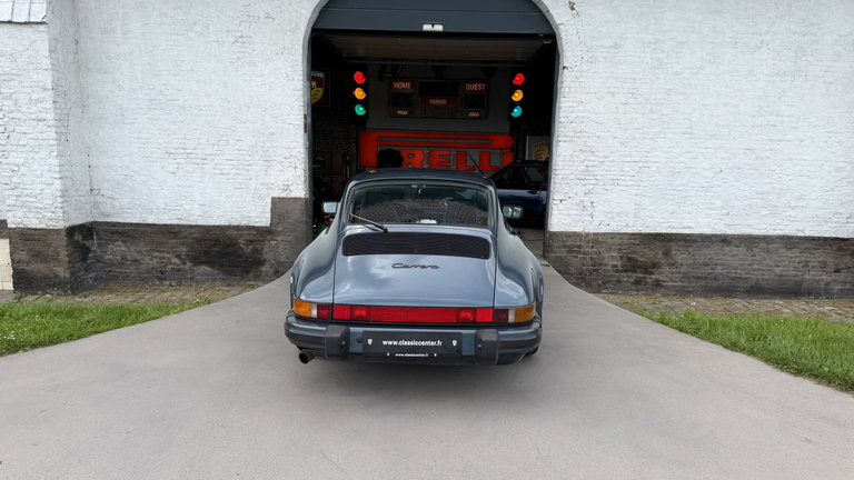 Porsche 911 Carrera 3.2