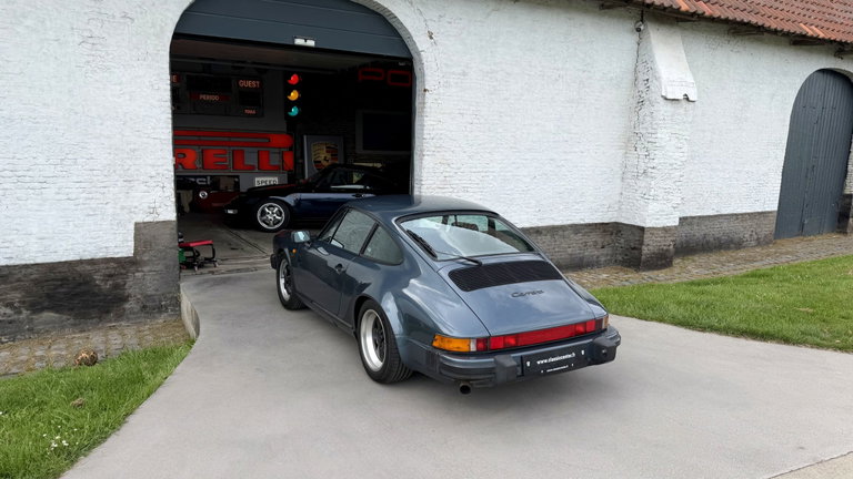 Porsche 911 Carrera 3.2
