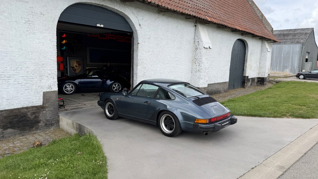 Porsche 911 Carrera 3.2