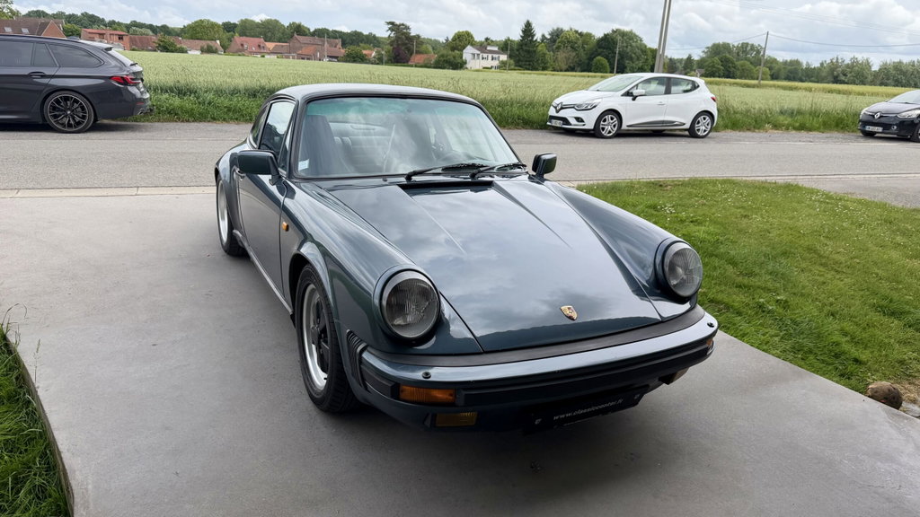 Porsche 911 Carrera 3.2