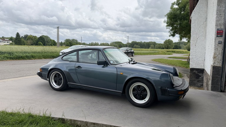 Porsche 911 Carrera 3.2