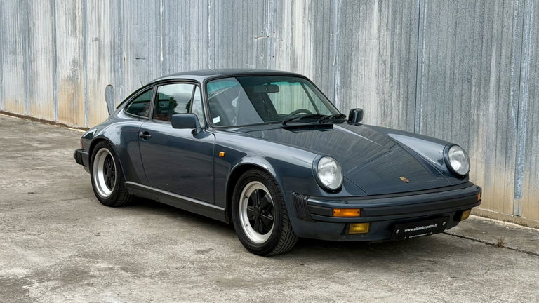 Porsche 911 Carrera 3.2