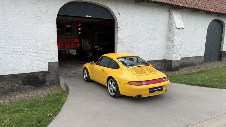 Porsche 993 Carrera 4