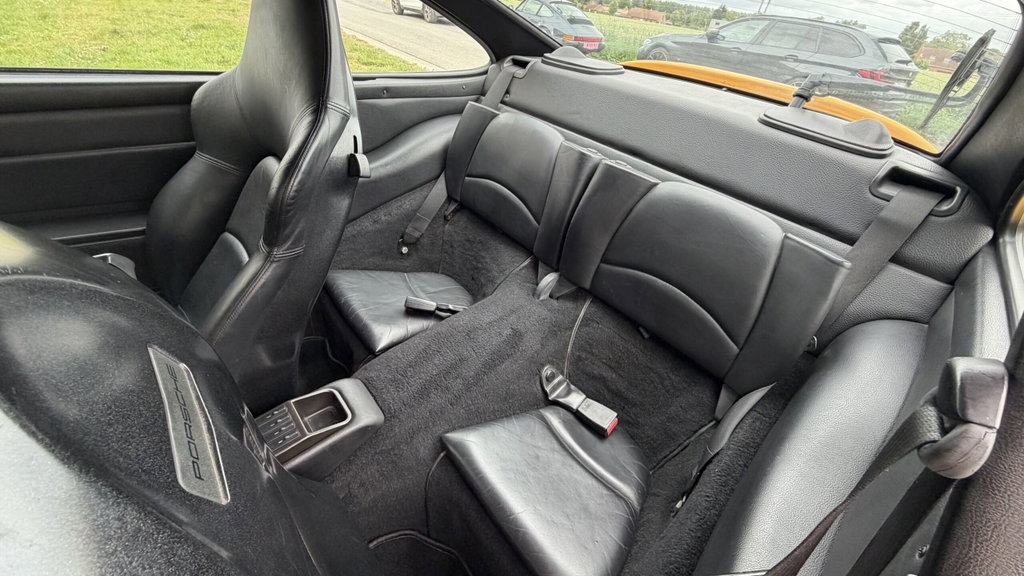 Porsche 993 Carrera 4