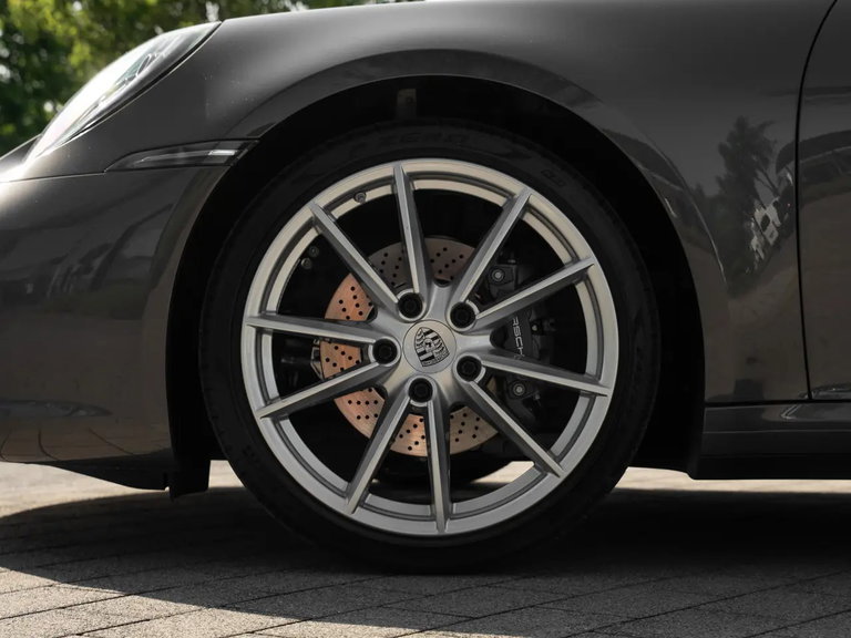 Porsche 992 Targa 4