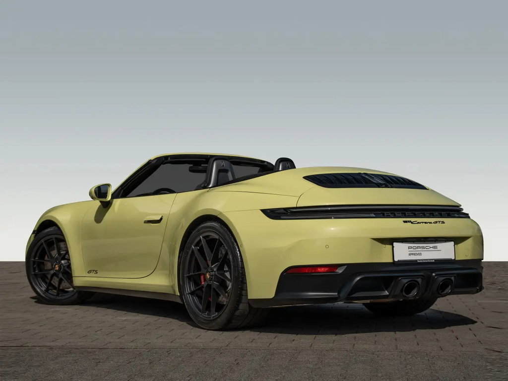 Porsche 992.2 Carrera GTS