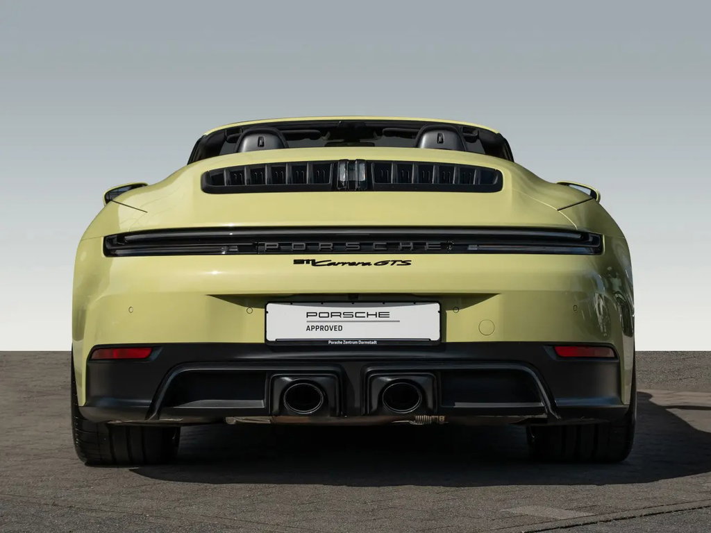 Porsche 992.2 Carrera GTS