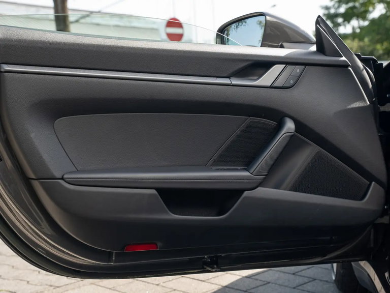 Porsche 992 Targa 4