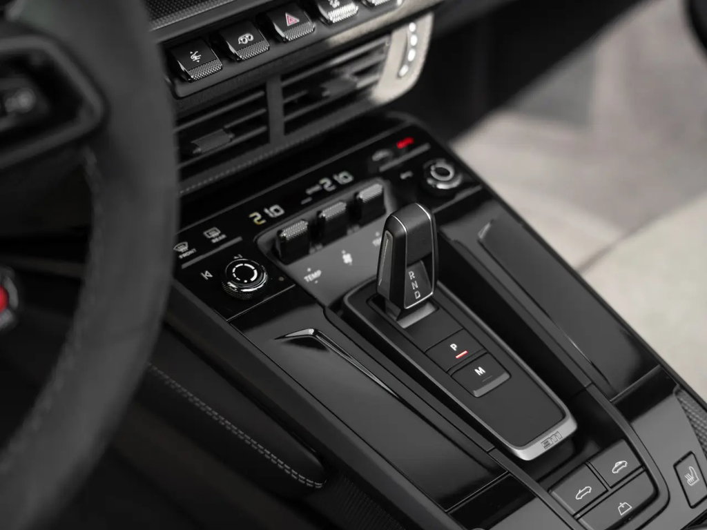 Porsche 992.2 Carrera GTS