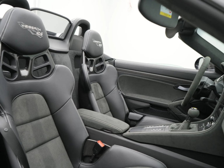 Porsche 718 Spyder RS