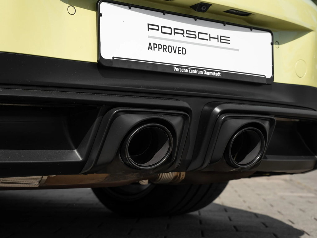 Porsche 992.2 Carrera GTS