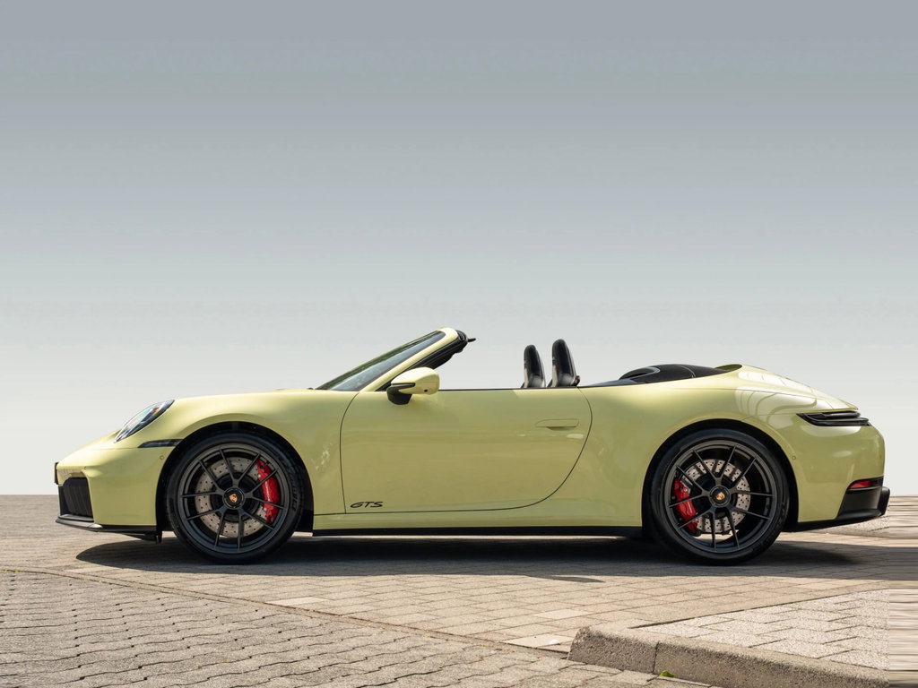 Porsche 992.2 Carrera GTS