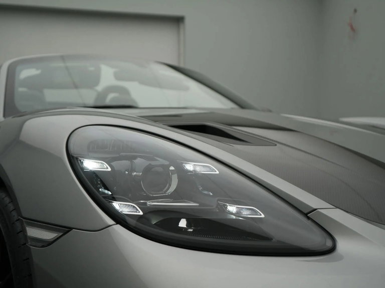 Porsche 718 Spyder RS