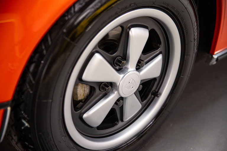 Porsche 911 E