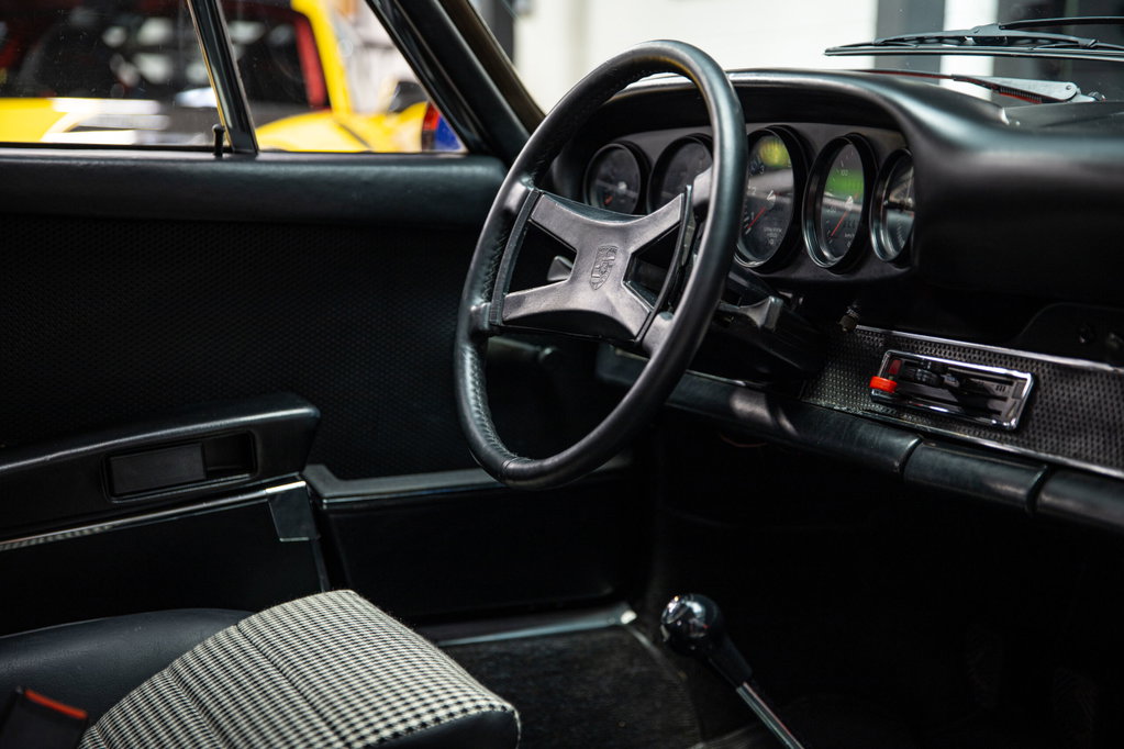 Porsche 911 E