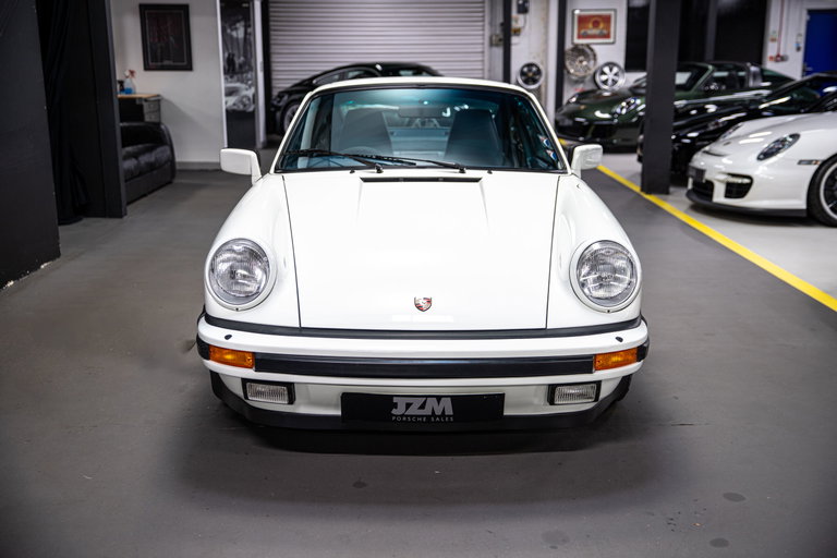 Porsche 911 Carrera 3.2