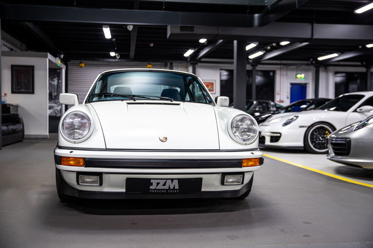 Porsche 911 Carrera 3.2