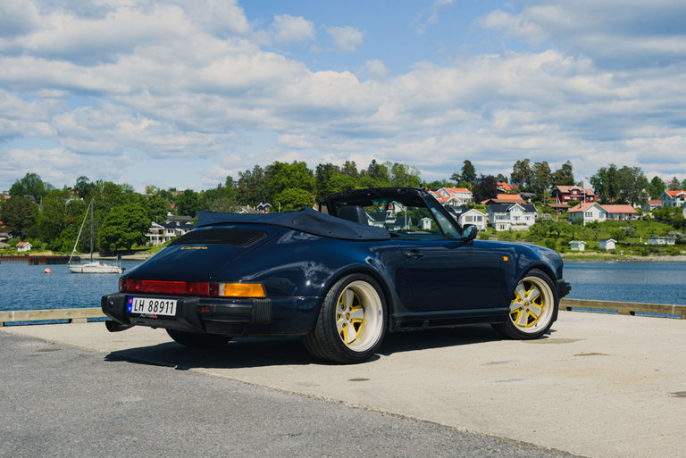 Porsche 911 Carrera 3.2