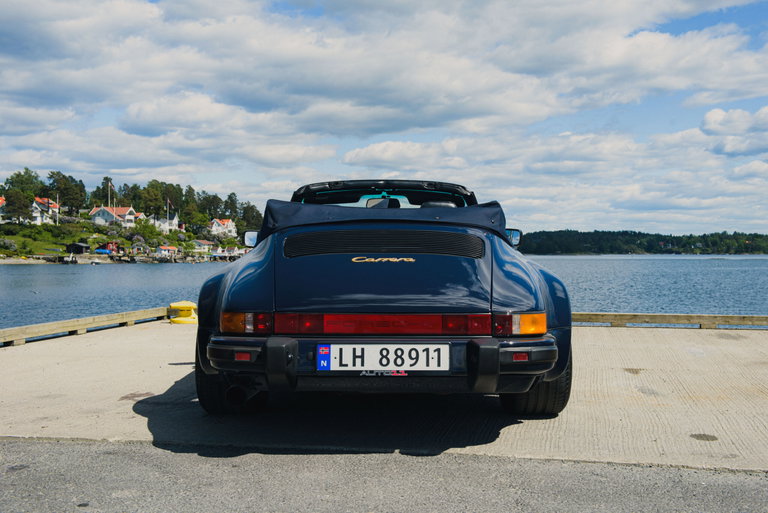 Porsche 911 Carrera 3.2