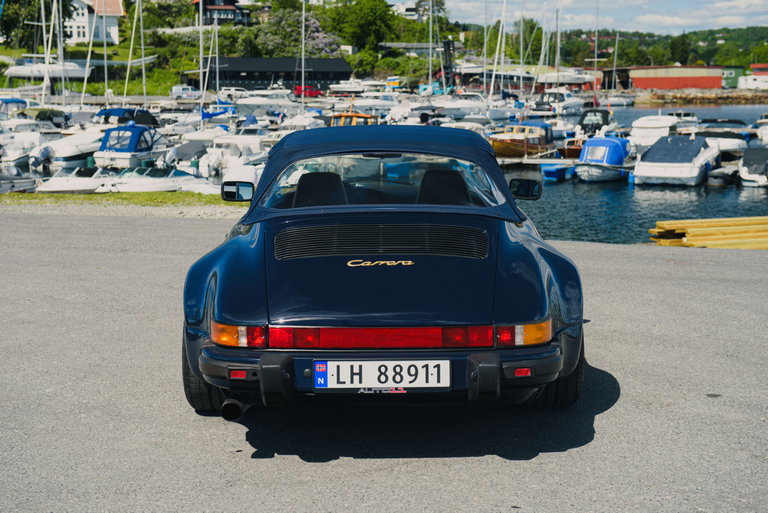 Porsche 911 Carrera 3.2