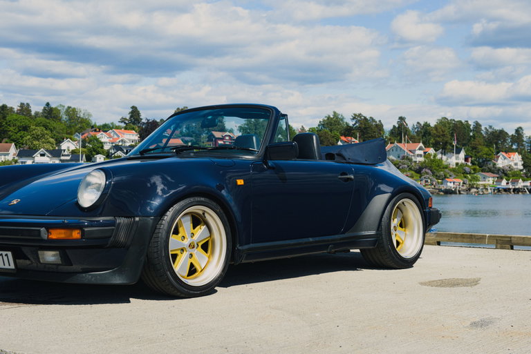 Porsche 911 Carrera 3.2