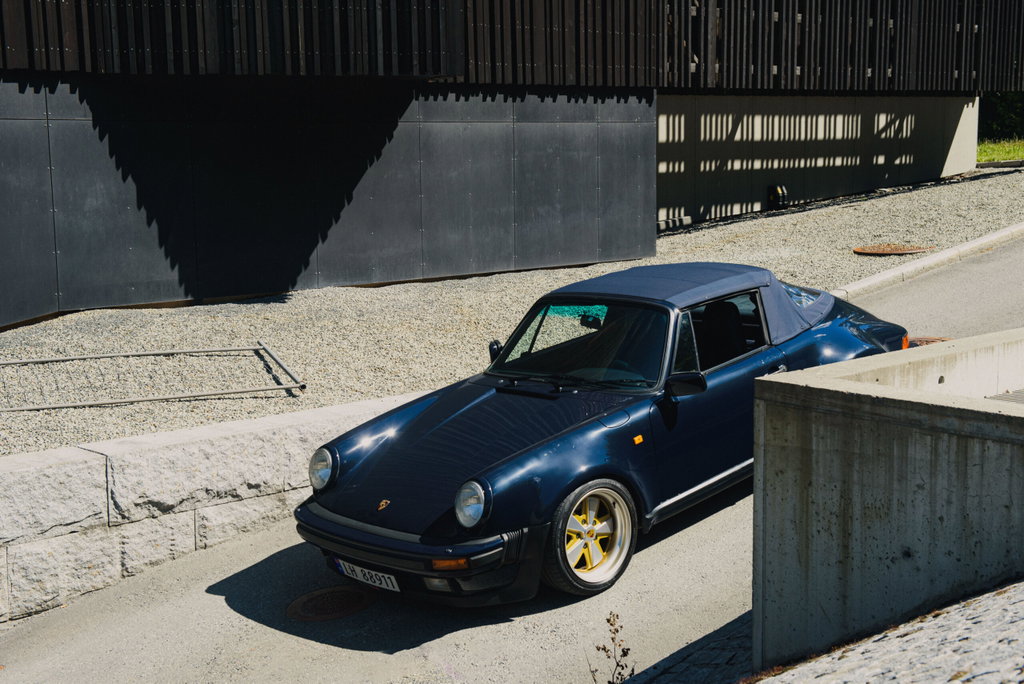 Porsche 911 Carrera 3.2