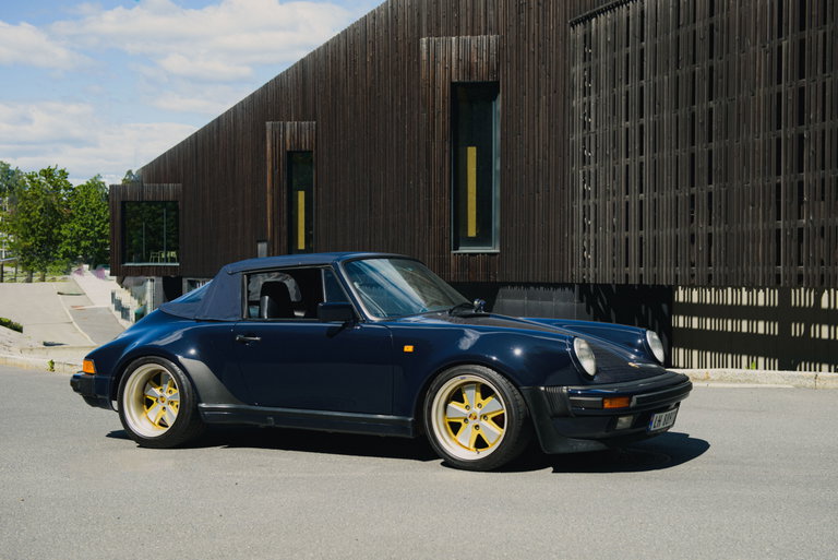 Porsche 911 Carrera 3.2