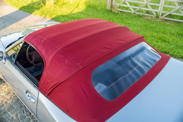 Porsche 968