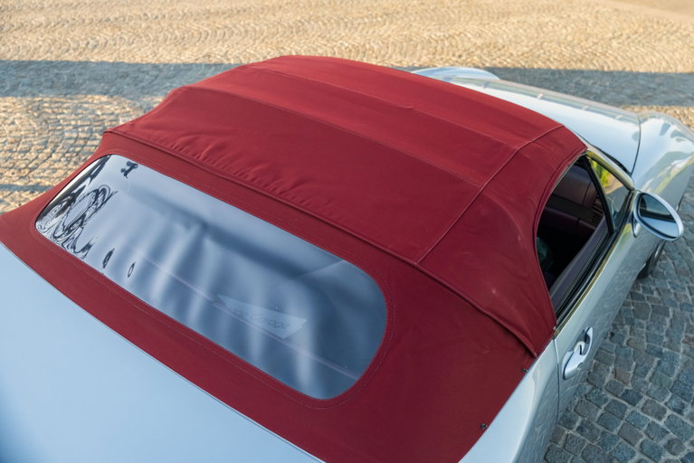 Porsche 968