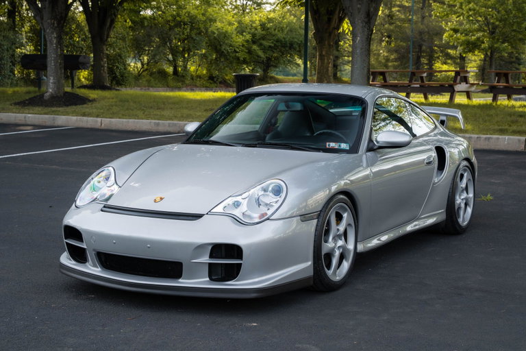 Porsche 996 GT2